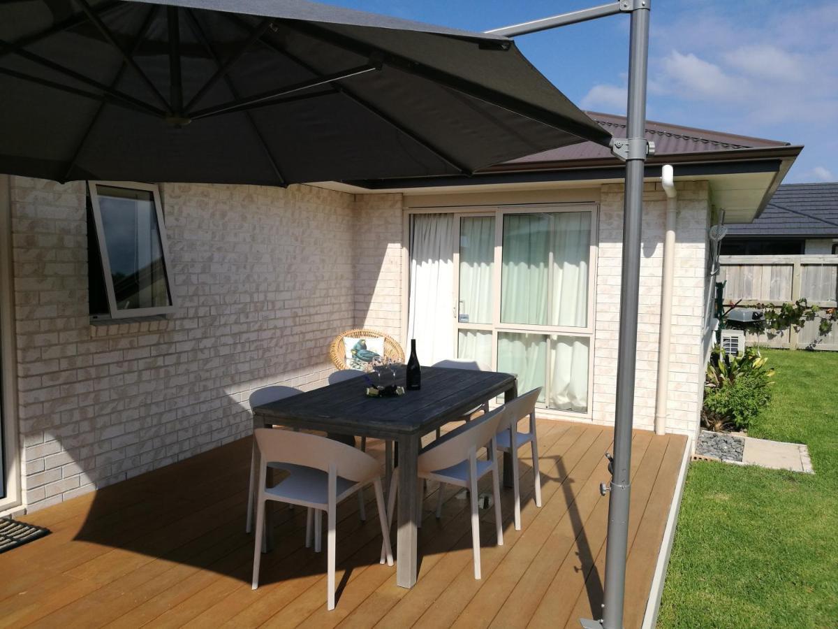 Modern Beach Break - Waihi Beach Holiday Home Экстерьер фото